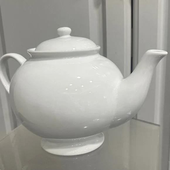 Pottery Barn White Teapot - Picture 8 of 13